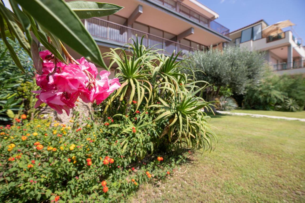Villa Arrecifes Фертилия Экстерьер фото